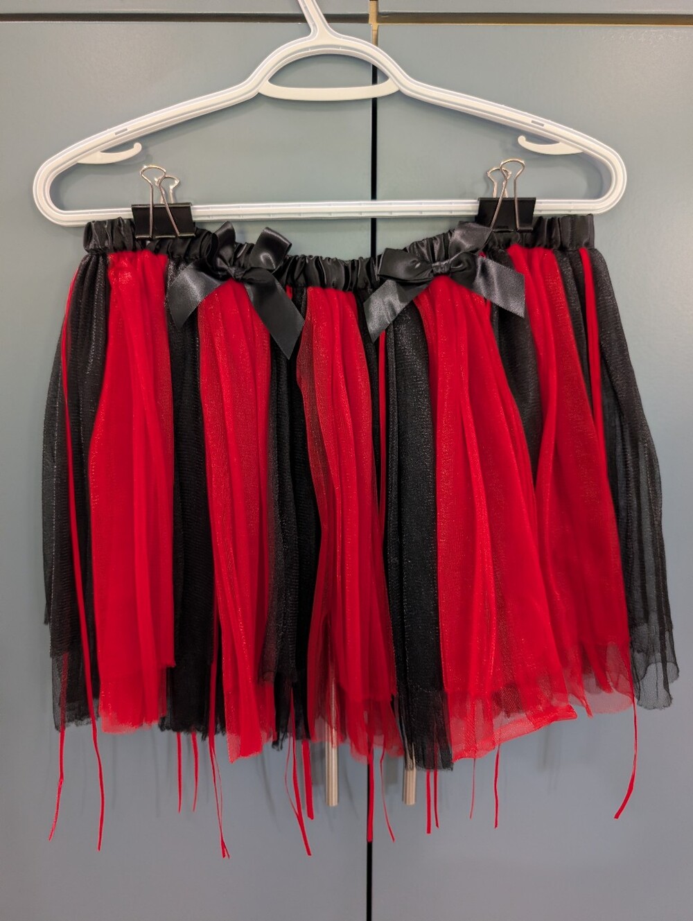 Hot Topic Red & Black Petticoat